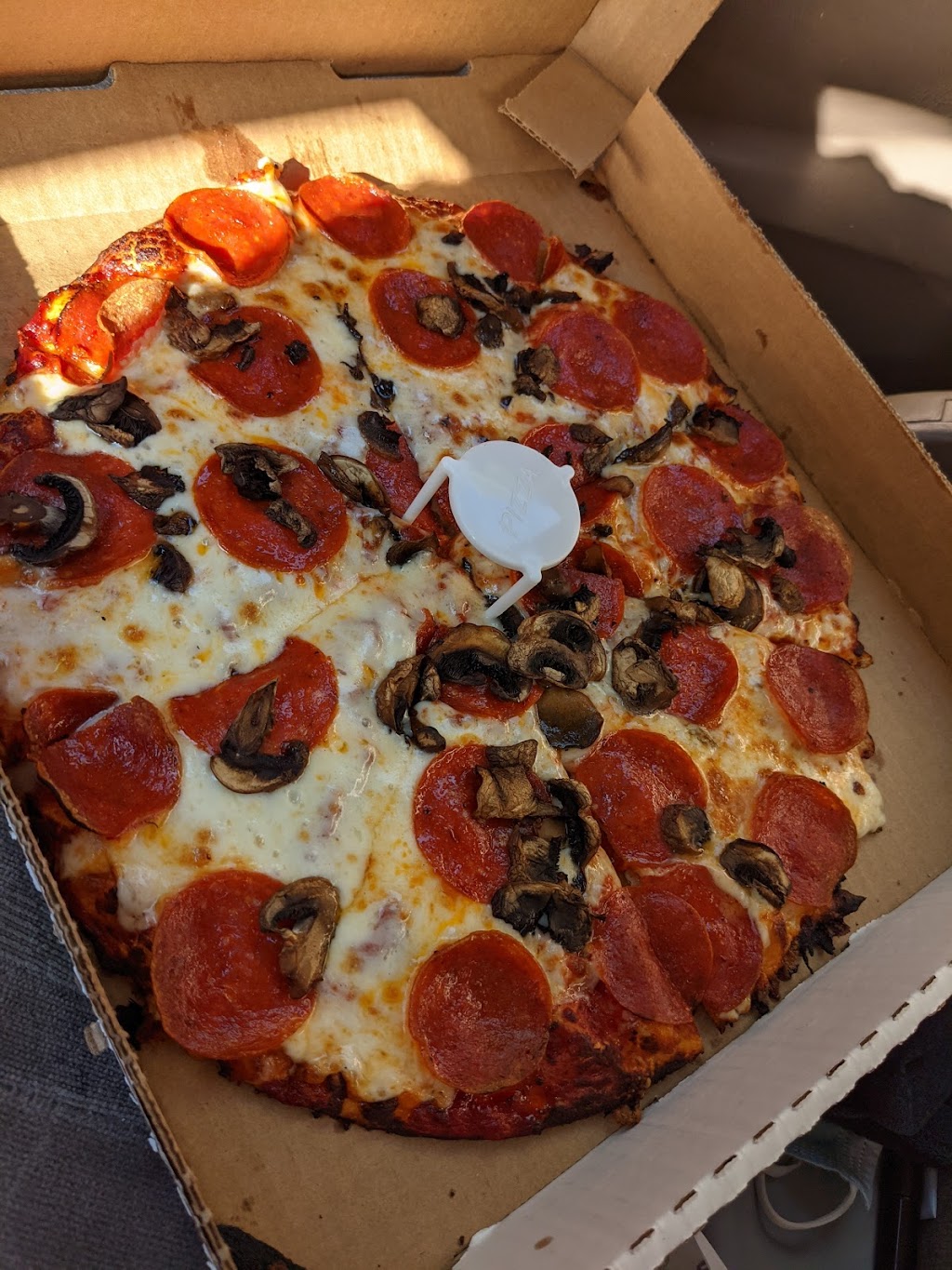 Rustys Pizza Parlor | 10824 Rosedale Hwy, Bakersfield, CA 93312, USA | Phone: (661) 835-5555 Rustys Pizza Parlor | 10824 Rosedale Hwy, Bakersfield, CA 93312, USA | Phone: (661) 835-5555