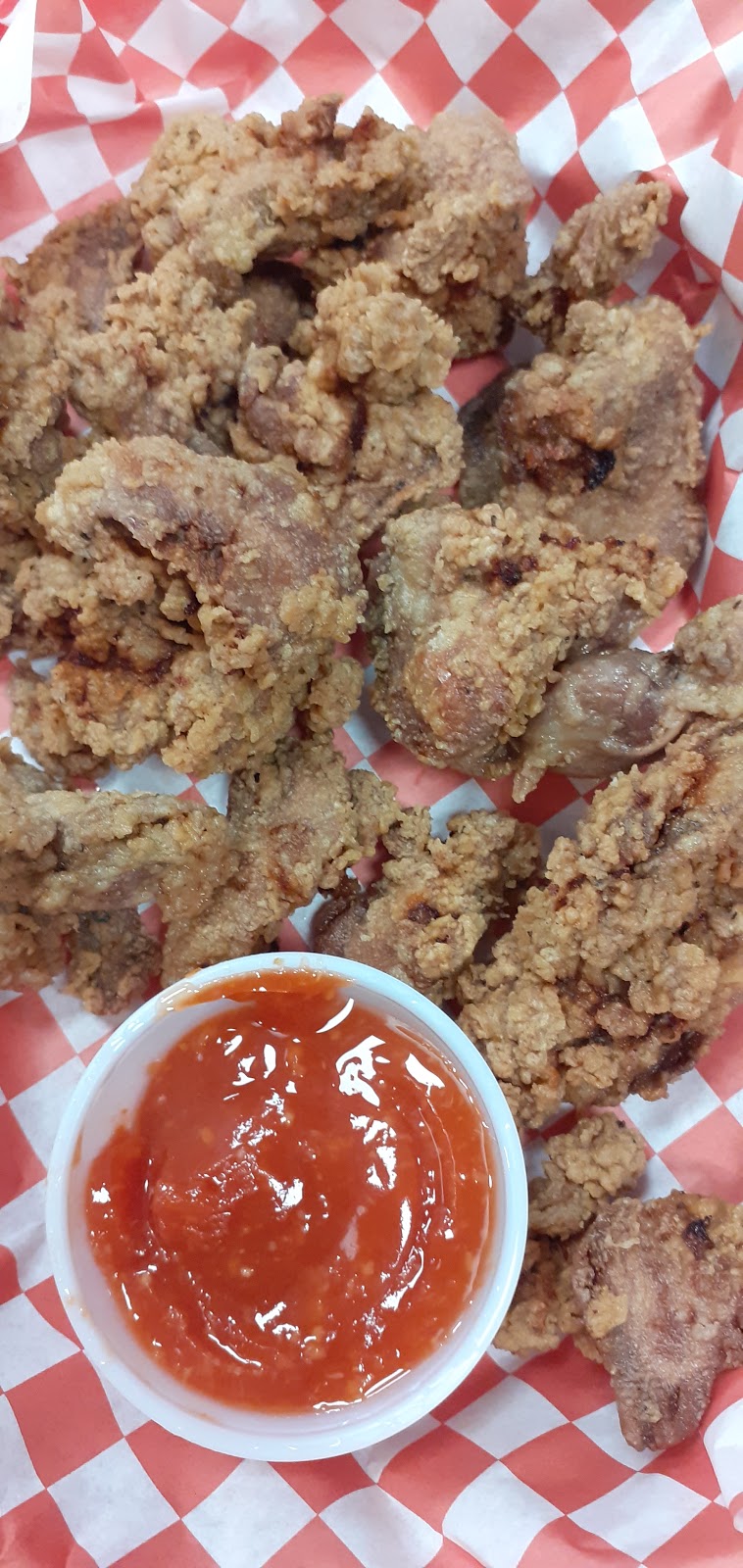 Mueths Tavern | 2 S Main St, Smithton, IL 62285, USA | Phone: (618) 277-8309