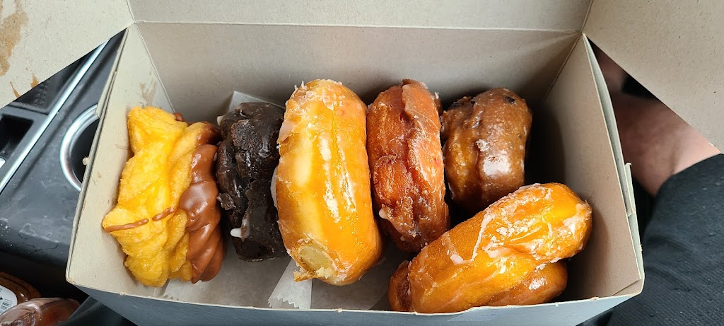 Tasty Boy Donuts | 28345 Telegraph Rd, Flat Rock, MI 48134, USA | Phone: (734) 782-2184