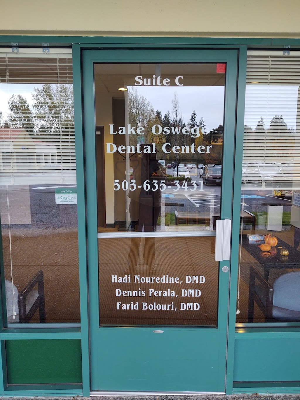 Hadi Nouredine, DMD | 9 Monroe Pkwy, Lake Oswego, OR 97035, USA | Phone: (503) 635-3431