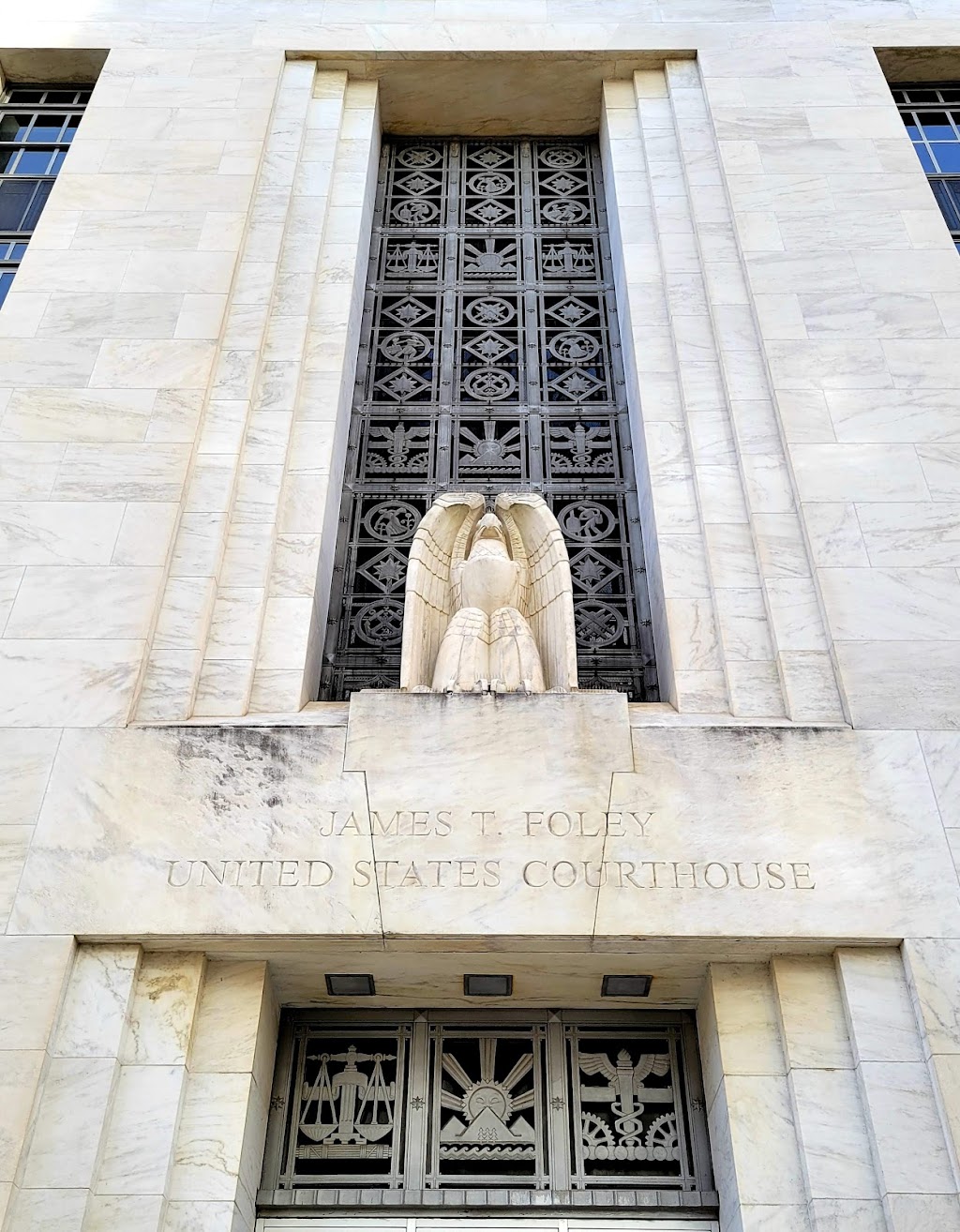 James T. Foley Courthouse | 445 Broadway, Albany, NY 12207, USA | Phone: (518) 257-1800