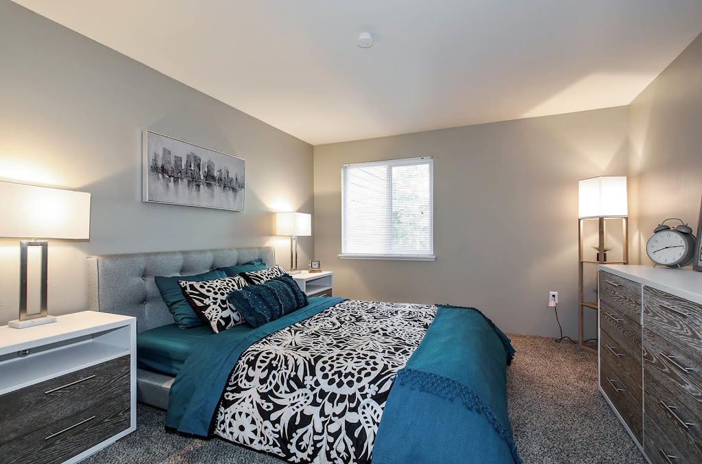 The Diplomat Apartment Homes | 12188 Cloudy Peak Ln NW, Silverdale, WA 98383 | Phone: (360) 261-6950