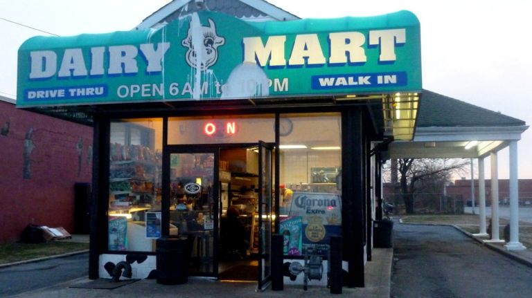 Dairy Mart | 100 Division Ave, Levittown, NY 11756, USA | Phone: (516) 735-4500
