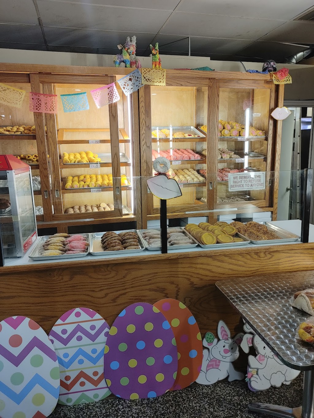 Bedoys Bakery | 2714 Hillcrest Dr, San Antonio, TX 78228, USA | Phone: (210) 361-2253