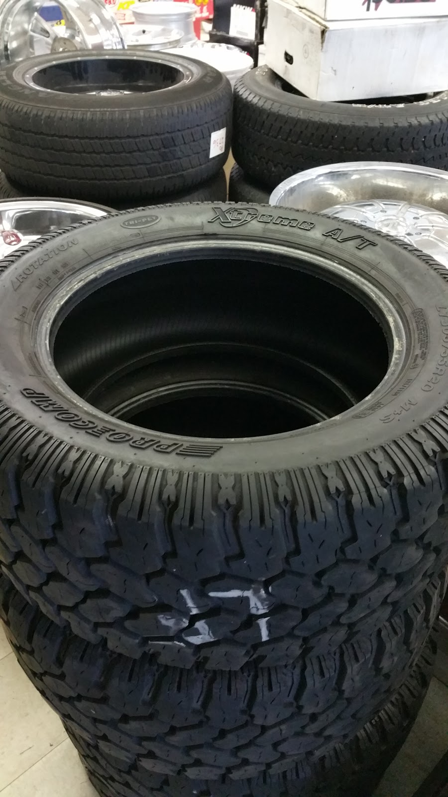 Tire Clinic | 60 S Telegraph Rd, Waterford Twp, MI 48328, USA | Phone: (248) 681-1900