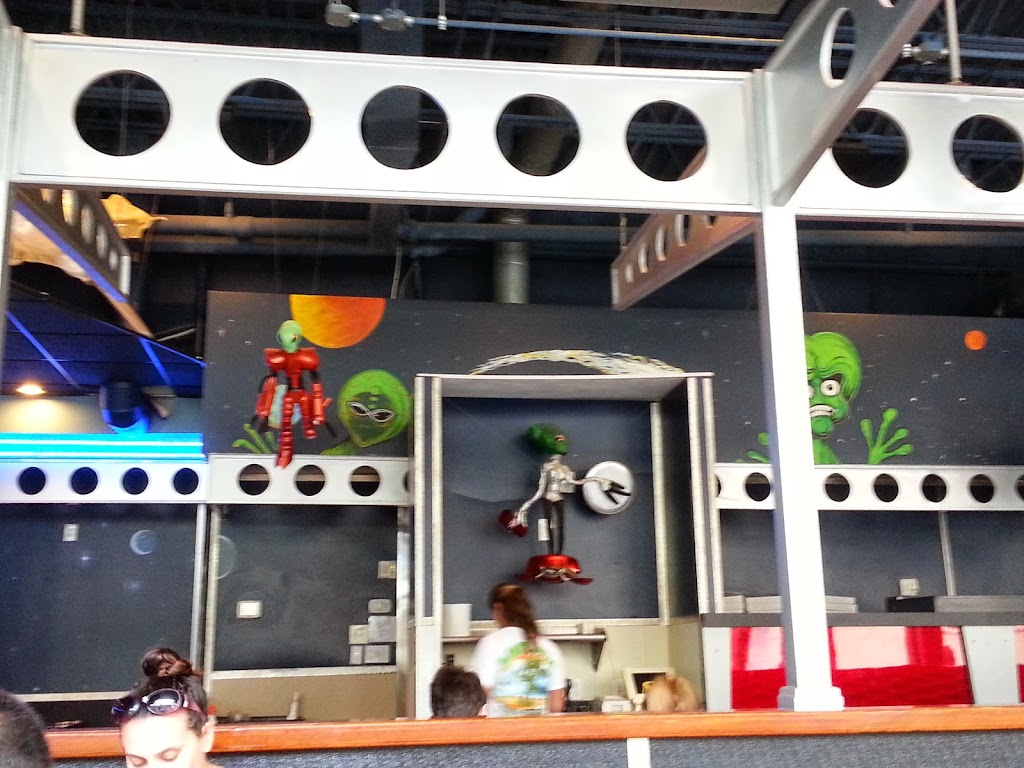 Planet Pizza | 812 Atlantic Ave STE 190, Virginia Beach, VA 23451, USA | Phone: (757) 491-1954