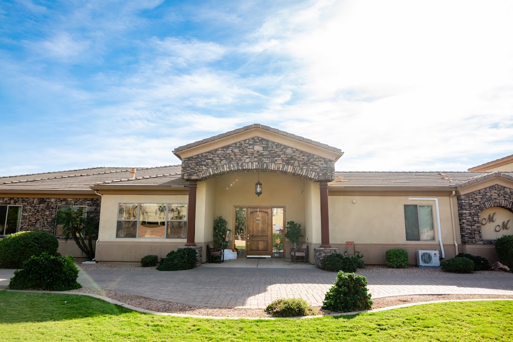 Moonlight Manor Assisted Living | 15129 W Paradise Ln, Surprise, AZ 85374, USA | Phone: (623) 546-9481