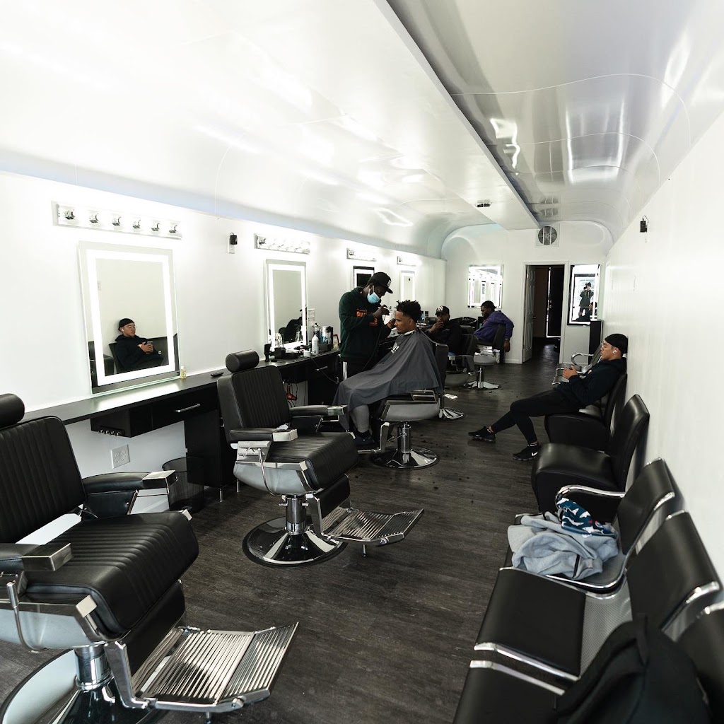 Akways Sports Barbershop | 2436 County Hwy 10, Mounds View, MN 55112 | Phone: (763) 710-9164