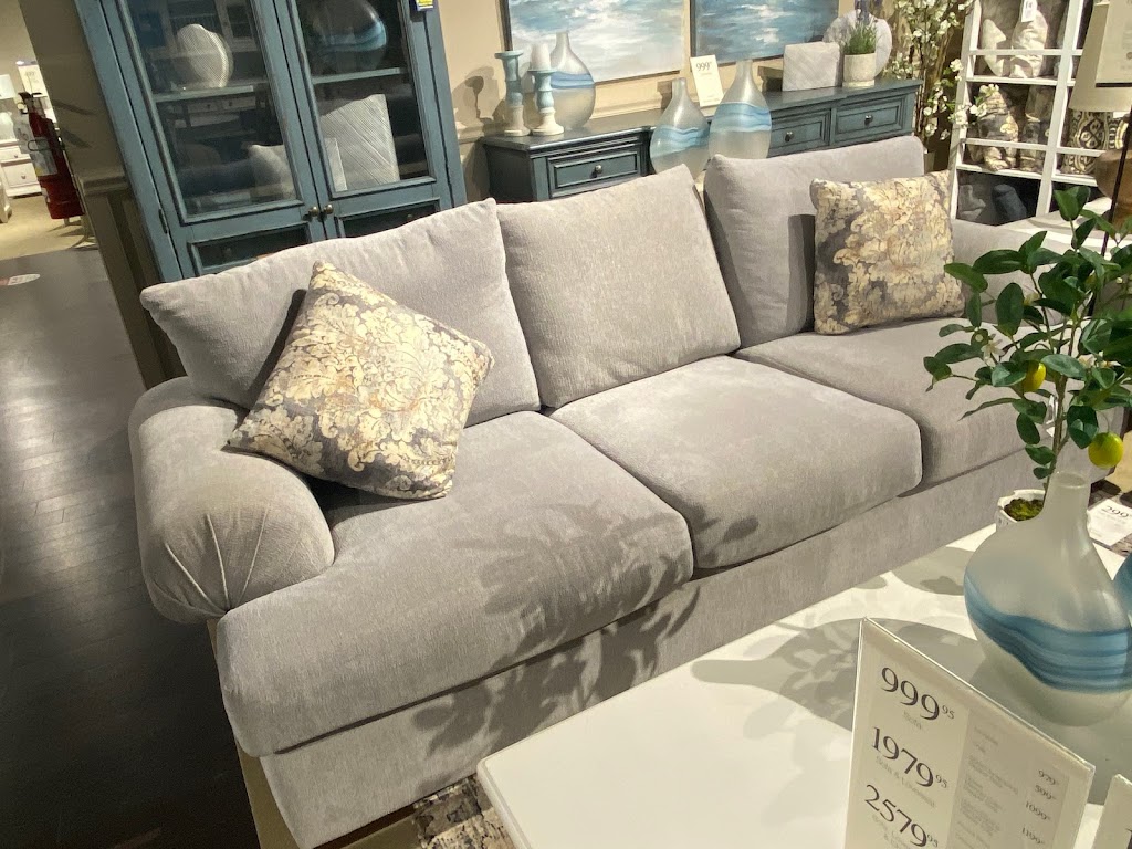 CITY Furniture | 3501 N Federal Hwy, Fort Lauderdale, FL 33308, USA | Phone: (954) 564-7700