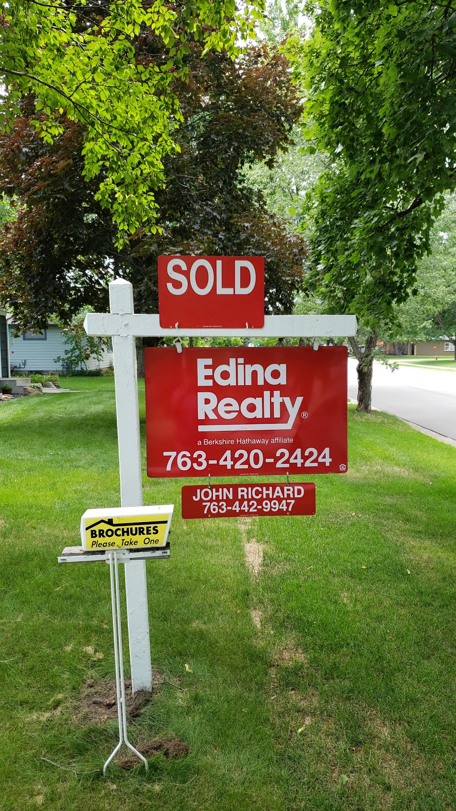 John Richard Edina Realty | 7767 Elm Creek Blvd N #200, Maple Grove, MN 55369, USA | Phone: (763) 442-9947