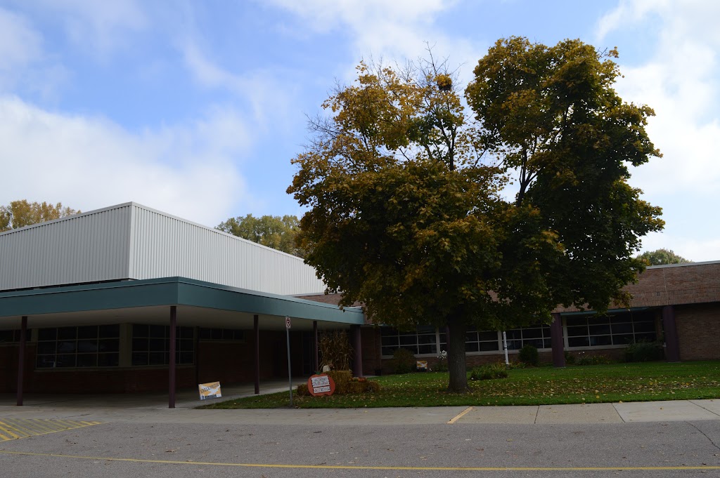 Ferndale Upper Elementary School | 24220 Rosewood St, Oak Park, MI 48237, USA | Phone: (248) 547-0880