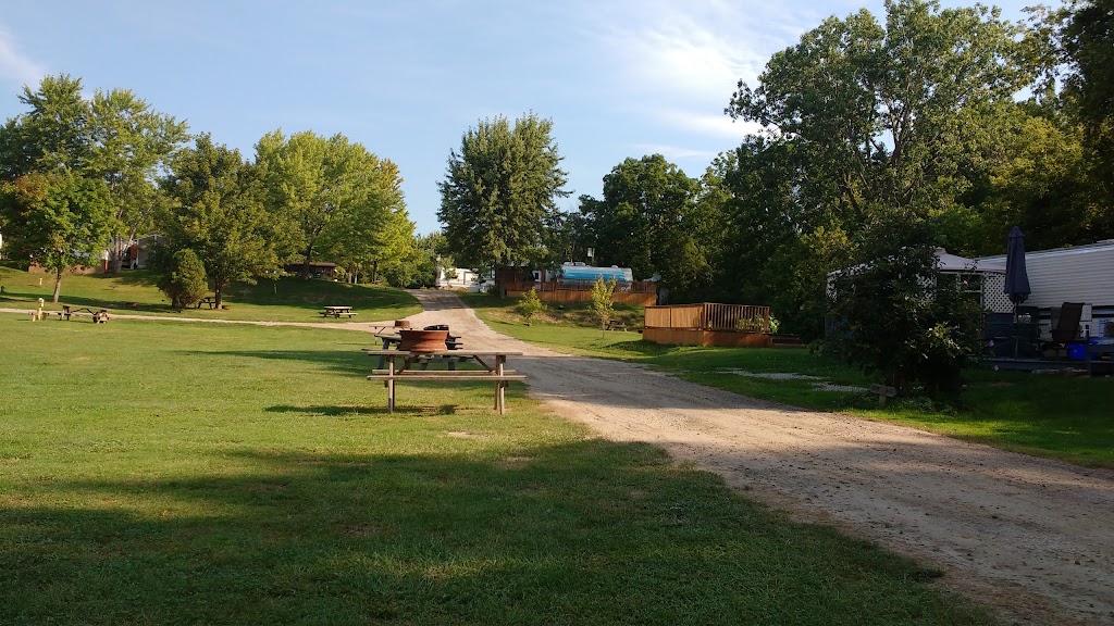 Pleasant Valley Campground | 808 Essex County Rd 20, Kingsville, ON N9Y 1H8, Canada | Phone: (519) 733-0885