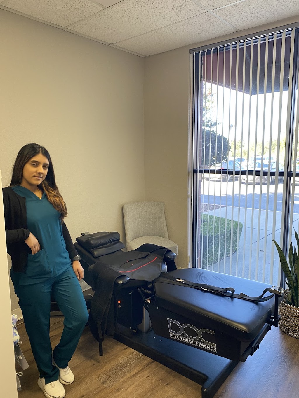 Roseville Spinal Decompression | 1895 E Roseville Pkwy #190, Roseville, CA 95661, USA | Phone: (916) 755-4128