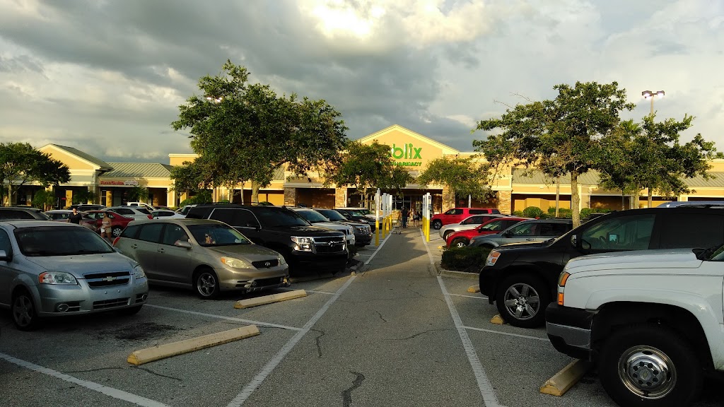 Publix Super Market at Lakewood Ranch Gateway | 1755 Lakewood Ranch Blvd, Bradenton, FL 34211, USA | Phone: (941) 745-5677