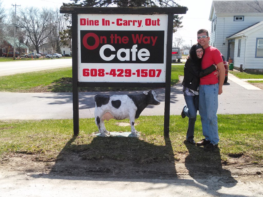 On the Way Cafe | 321 S Main St, Pardeeville, WI 53954, USA | Phone: (608) 429-1507