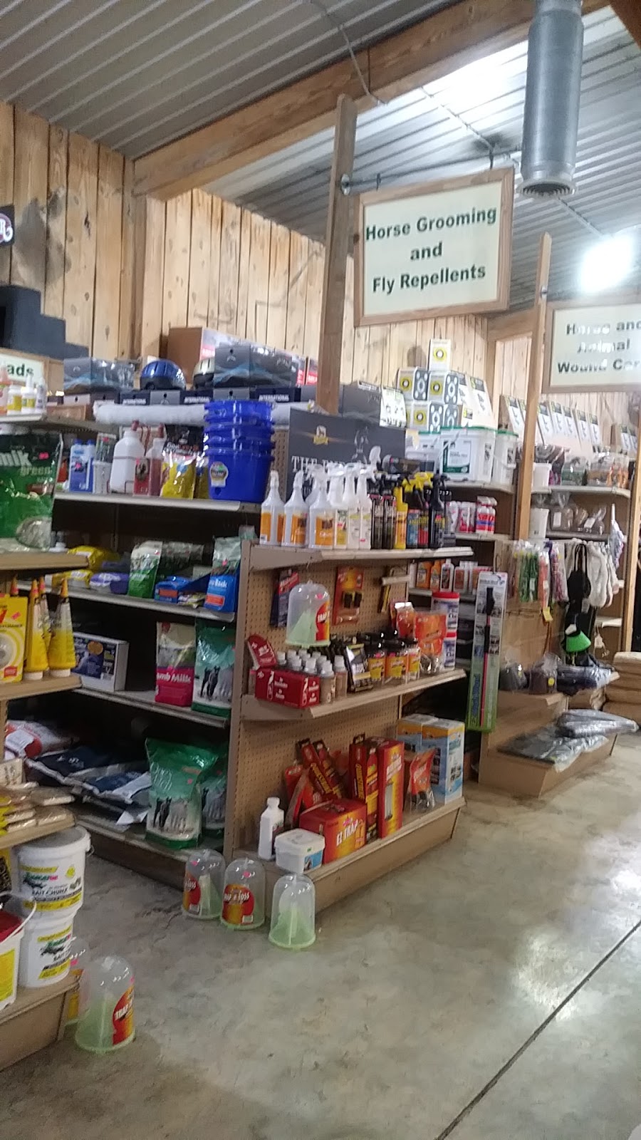 Bennetts Feed Farm & Pet Center | 1014 W Macclenny Ave, Macclenny, FL 32063, USA | Phone: (904) 259-3381