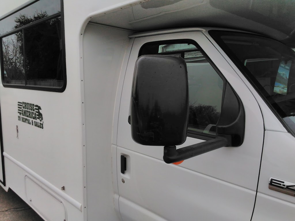 Cruise America RV Rental | 707 Jefferson Ave, Clovis, CA 93612, USA | Phone: (559) 299-9603