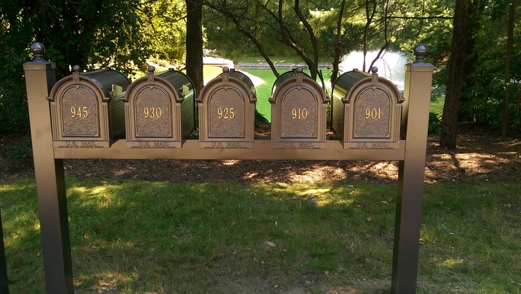 Mailboxes By Bob | 31126 W 8 Mile Rd, Farmington Hills, MI 48336, USA | Phone: (248) 496-4990