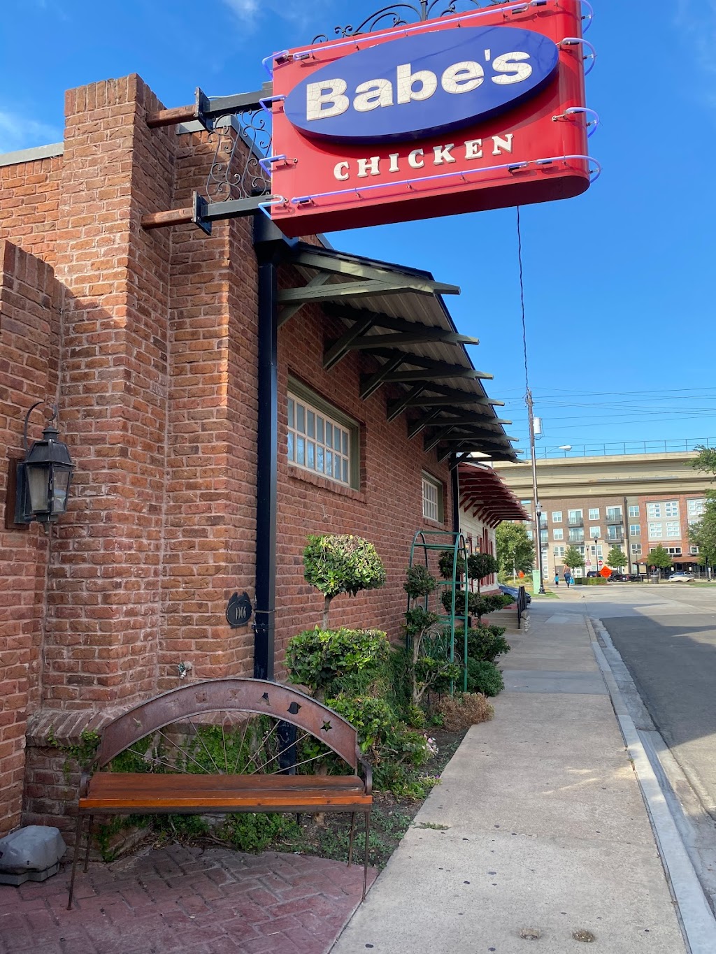 Babes Chicken Dinner House | 1006 W Main St, Carrollton, TX 75006, USA | Phone: (972) 245-7773