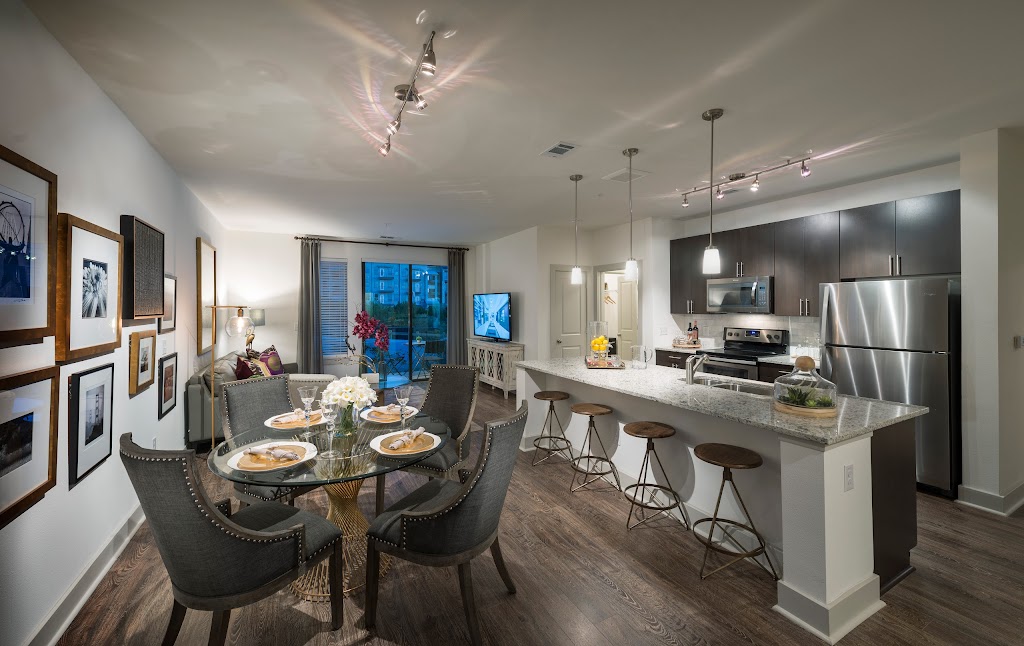 Windsor Lantana Hills | 6701 Rialto Blvd, Austin, TX 78735, USA | Phone: (833) 260-8339