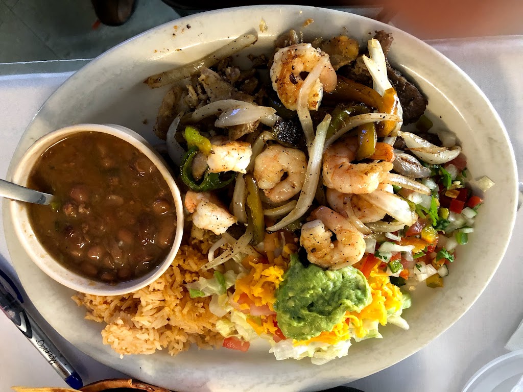 Olivias Mexican Restaurant | 1008 C St, Floresville, TX 78114, USA | Phone: (830) 393-2323