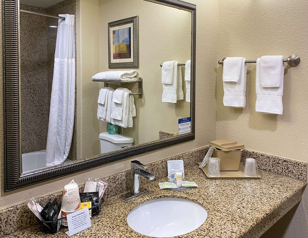 Comfort Suites Kings Bay Naval Base Area | 1322 Hospitality Ave, Kingsland, GA 31548, USA | Phone: (912) 576-7555