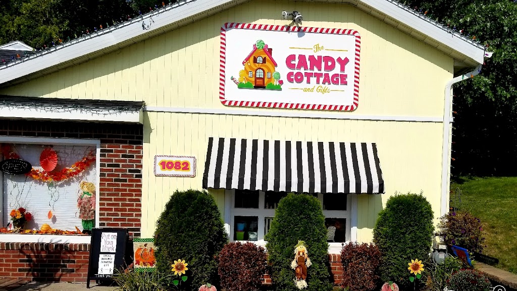 The Candy Cottage and Gifts | 1082 Loudon Rd, Cohoes, NY 12047, USA | Phone: (518) 608-4550