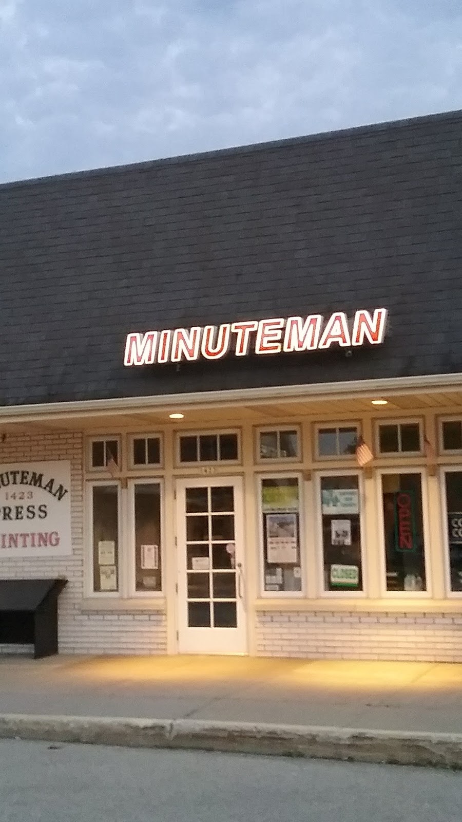 Minuteman Press | 1423 W Washington St, West Bend, WI 53095, USA | Phone: (262) 338-2223