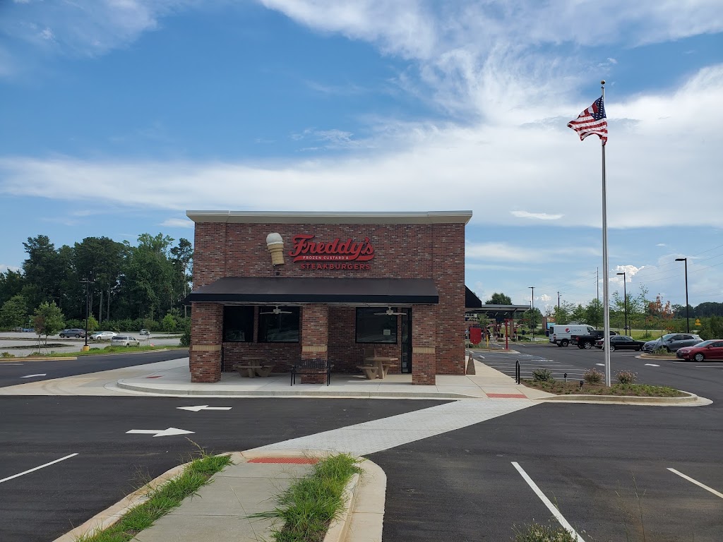 Freddys Frozen Custard & Steakburgers | 2405 Peachtree Pkwy, Cumming, GA 30041, USA | Phone: (470) 297-3376