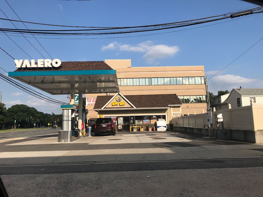 Valero | 192 Sunrise Hwy, Valley Stream, NY 11581, USA | Phone: (516) 341-0453