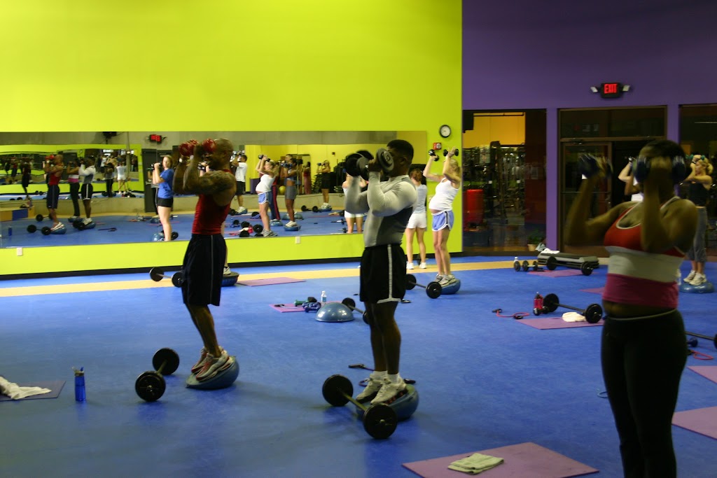 World Gym Smyrna-Vinings | 4425 S Cobb Dr SE, Smyrna, GA 30080, USA | Phone: (770) 801-0006