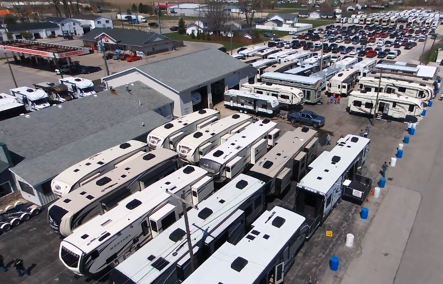 Town & Country RV Center | 909 W McPherson Hwy, Clyde, OH 43410 | Phone: (419) 547-0708