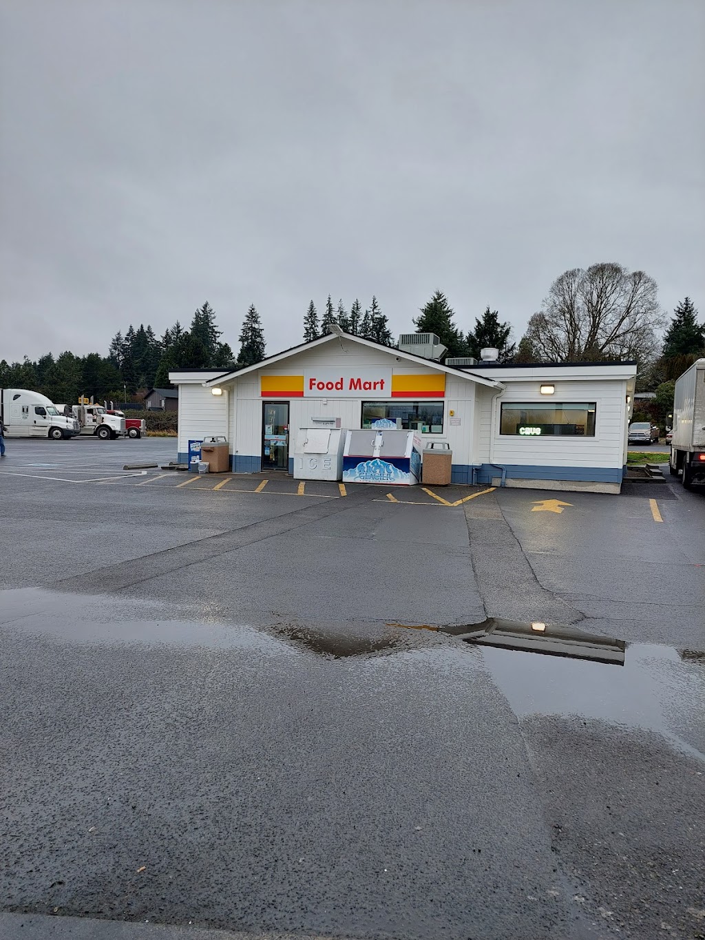 Rebel Truck Stop | 7349 Old Pacific Hwy S, Kalama, WA 98625, USA | Phone: (360) 673-2885