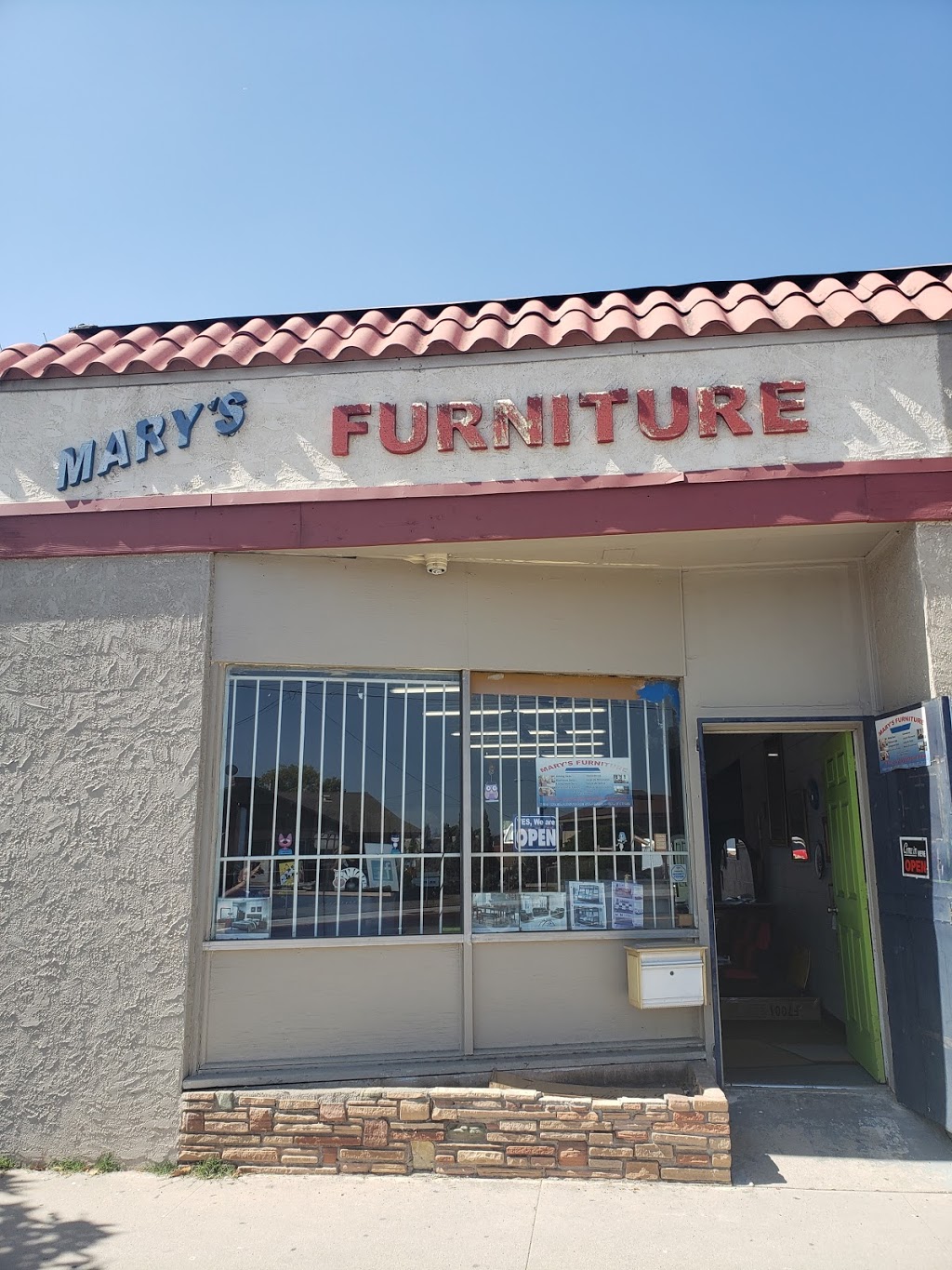 Marys furniture | 739 W Gladstone St, Azusa, CA 91702, USA | Phone: (626) 498-4744