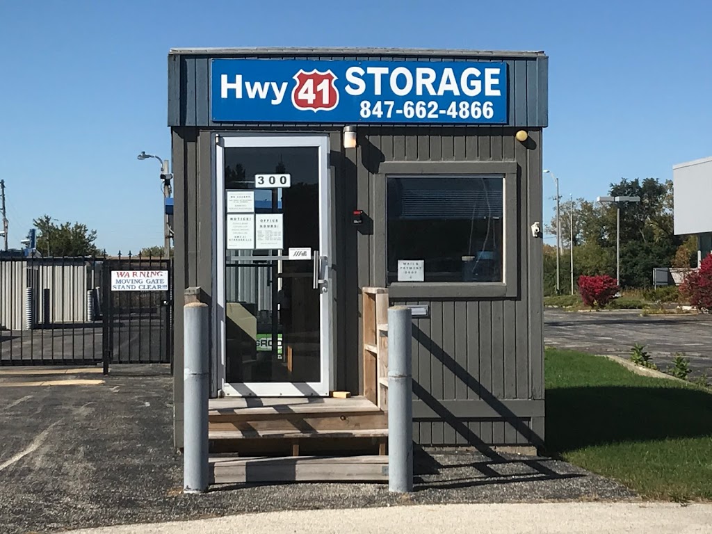 Highway 41 Self Storage | 300 Old Skokie Rd, Park City, IL 60085 | Phone: (847) 662-4866