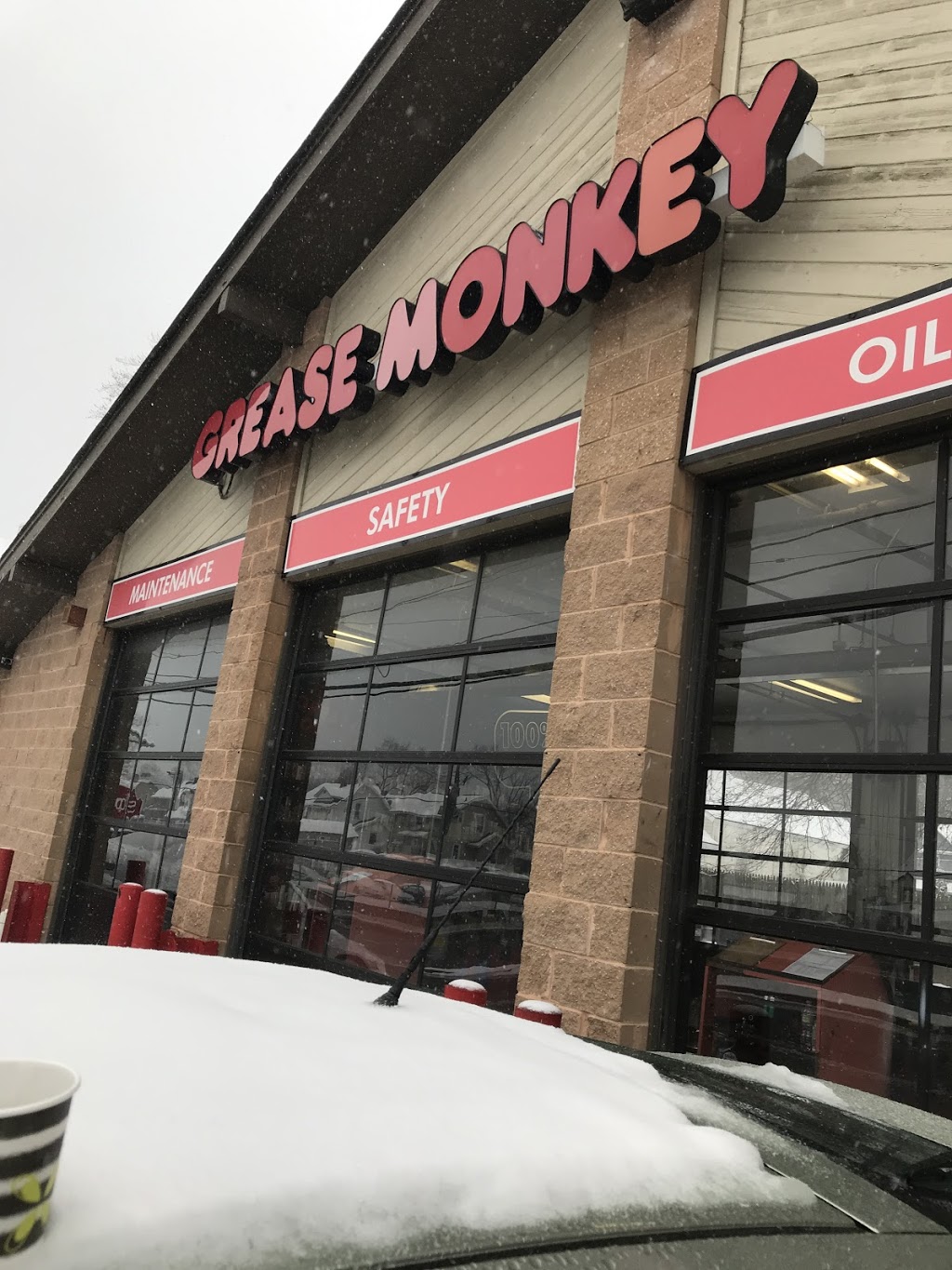 Grease Monkey | 8 Fritz Pl, North Plainfield, NJ 07060, USA | Phone: (908) 755-4666