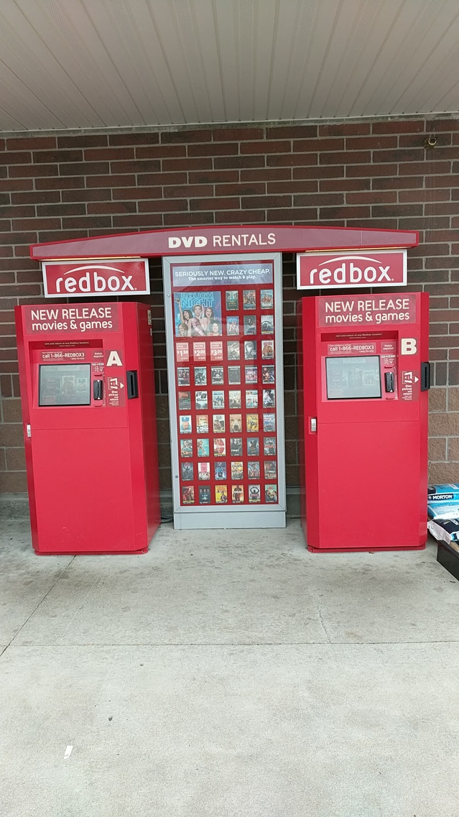 Redbox | 262 W Main St, Amelia, OH 45102, USA | Phone: (866) 733-2693