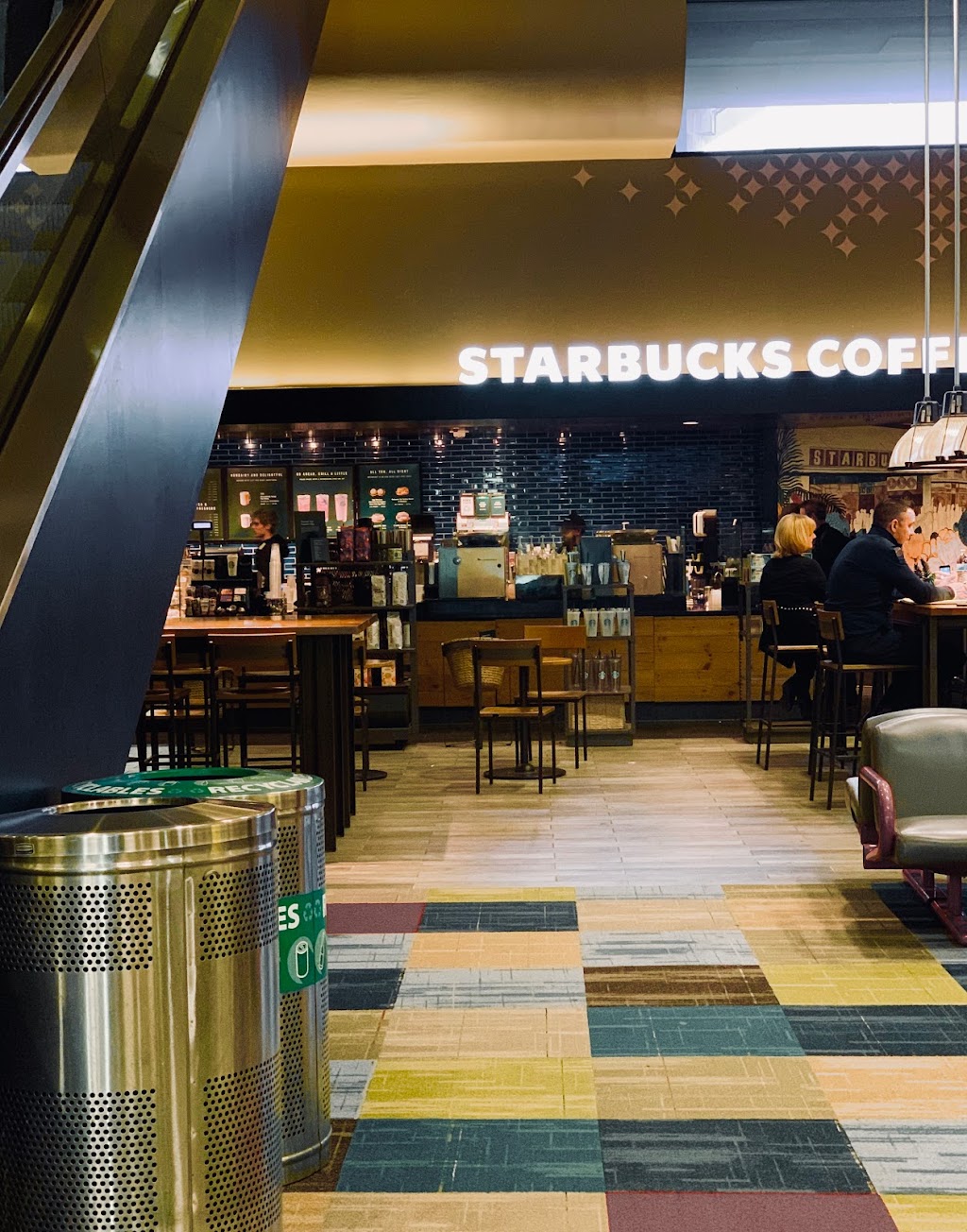 Starbucks | 1000 Airport Blvd PIT Center Core Level 3 bewteen B, C, Pittsburgh, PA 15231, USA | Phone: (724) 208-8351
