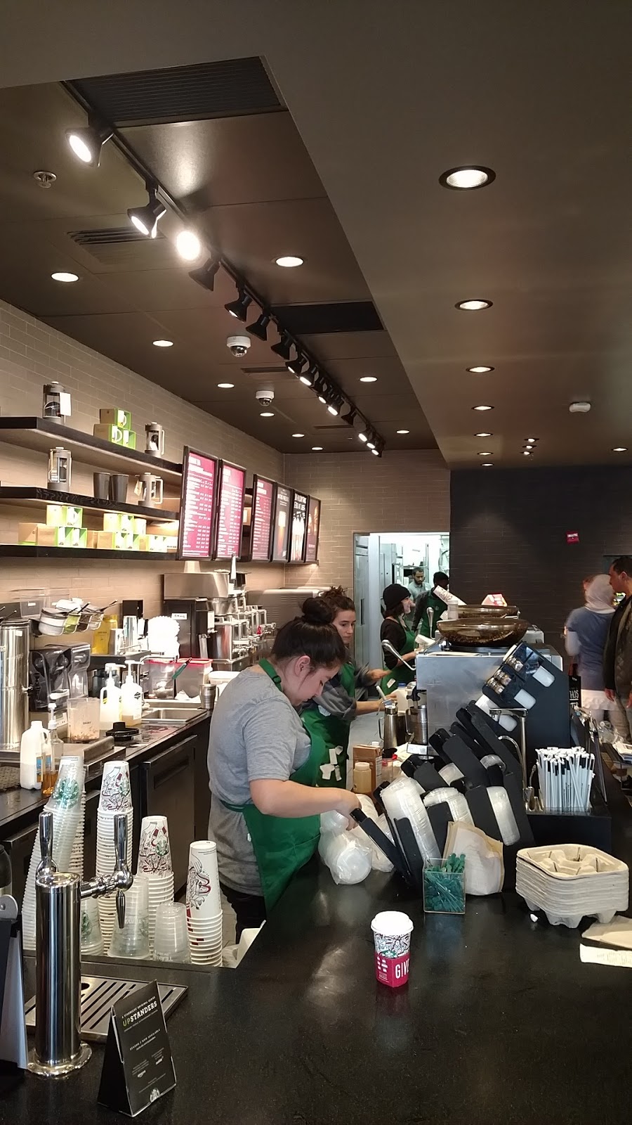 Starbucks | 360 NJ-3, Clifton, NJ 07014, USA | Phone: (973) 473-2560