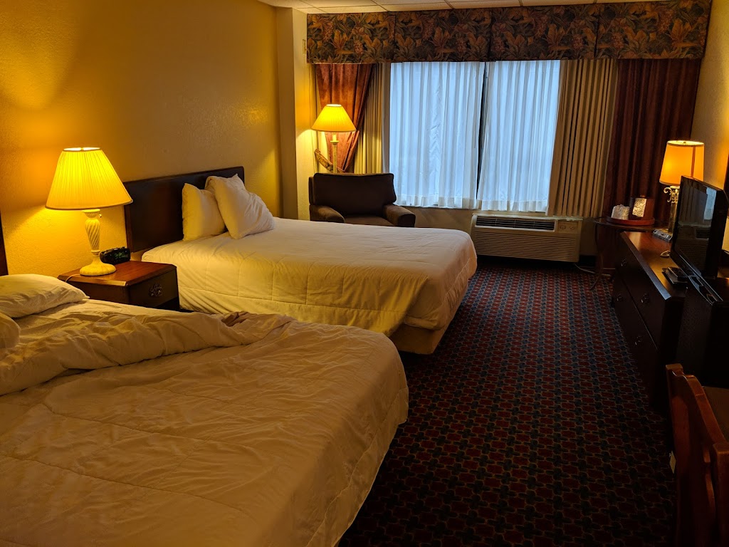 Imperial Swan Hotel Of Lakeland | 4141 Florida Ave S, Lakeland, FL 33813, USA | Phone: (863) 647-3000