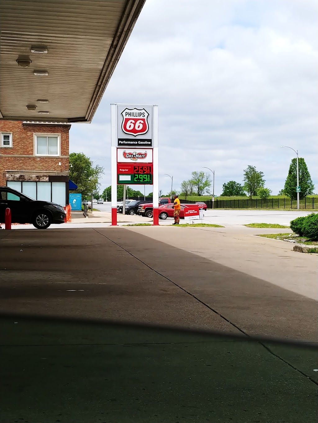 Phillips 66 | 5728 W Florissant Ave, St. Louis, MO 63120, USA | Phone: (314) 389-8500