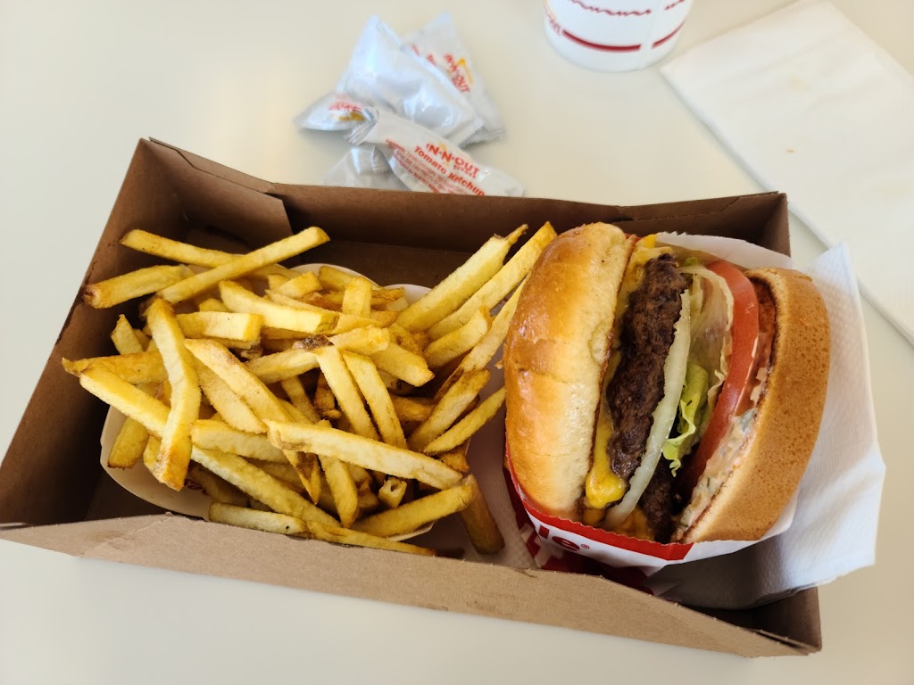 In-N-Out Burger | 1106 E Interstate 30, Rockwall, TX 75087, USA | Phone: (800) 786-1000