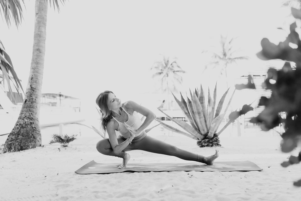 Island Flow Yoga | 136 Madeira Rd, Islamorada, FL 33036, USA | Phone: (516) 458-8622