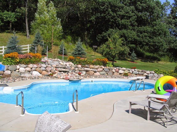 Splash Zone Pool & Spa | N8170 WI-65, River Falls, WI 54022, USA | Phone: (715) 426-0559