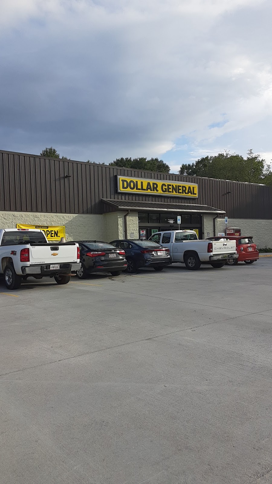 Dollar General | 110 Cedar St, Montevallo, AL 35115, USA | Phone: (205) 858-0425