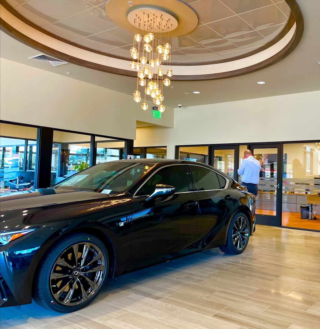 Lexus of Seattle | 20300 Hwy 99, Lynnwood, WA 98036 | Phone: (425) 458-7055