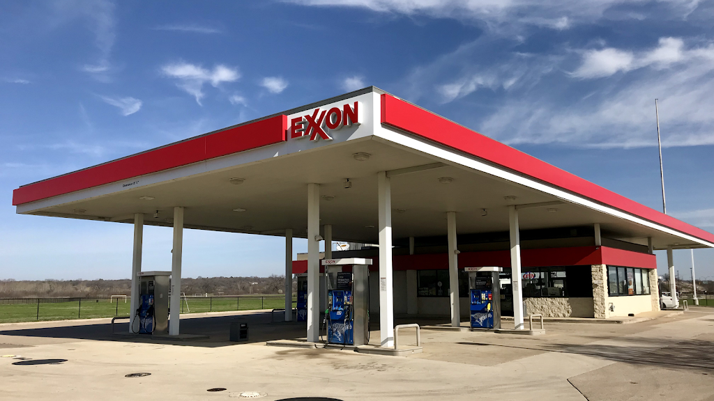 Exxon 303 Mart | 4801 W Pioneer Pkwy, Arlington, TX 76013, USA | Phone: (817) 451-5113