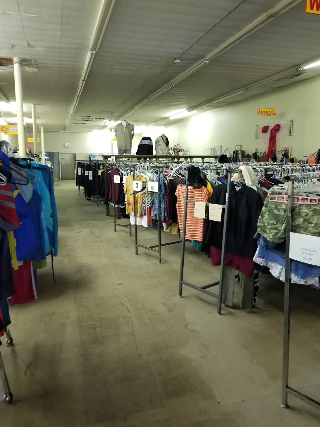 Helping rock thrift store | 14801 7th St, Dade City, FL 33523, USA | Phone: (352) 521-0535