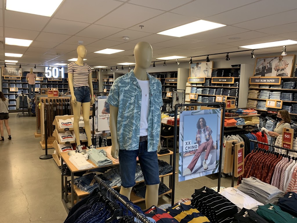 Levis Outlet Store | 5461 Factory Shops Blvd Suite- 845, Ellenton, FL 34222, USA | Phone: (941) 722-7578