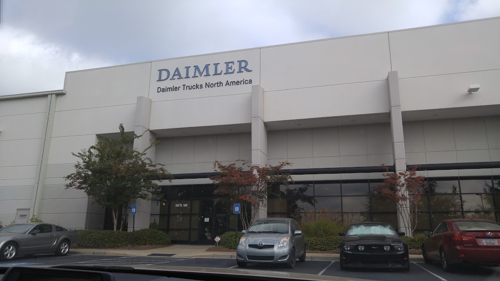 Daimler Trucks North America | 2510 Mill Center Pkwy # 100, Buford, GA 30518, USA | Phone: (678) 482-3985